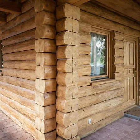 Gyurka Kisroenkhaz Bed & Breakfast Ispánk