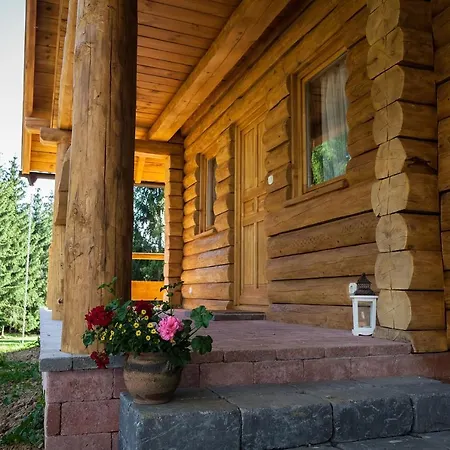 Gyurka Kisrönkház 4* Ispánk