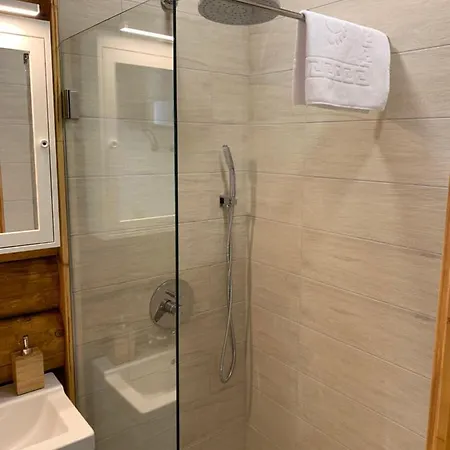 Gyurka Kisrönkház 4*